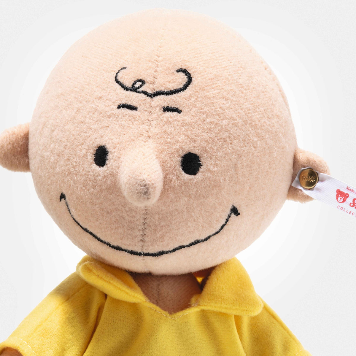 Charlie Brown with Snoopy (21 cm) - Steiff Hong Kong