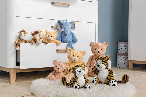 Soft Cuddly Friends Whiskers Cat (28 cm) - Steiff Hong Kong